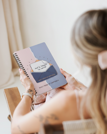 Smile- Wiro Dot Grid Journal