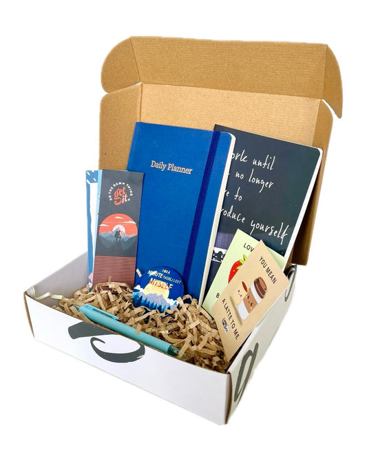 Papboo Friendship day Hamper For Male Friend 1 Daily Planner, 1 Notebook Diary,1 Pen, 5 Bookmark, 1 Fridge Magnet Opener, 2 Friendship Cards